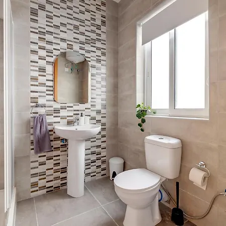 3-bedroom Retreat Daire Sliema