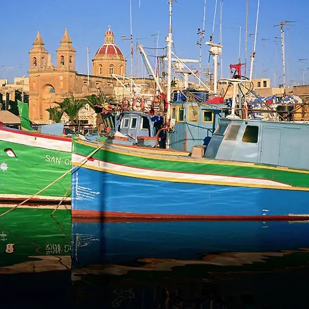 Апартаменты 3-bedroom Retreat Слима